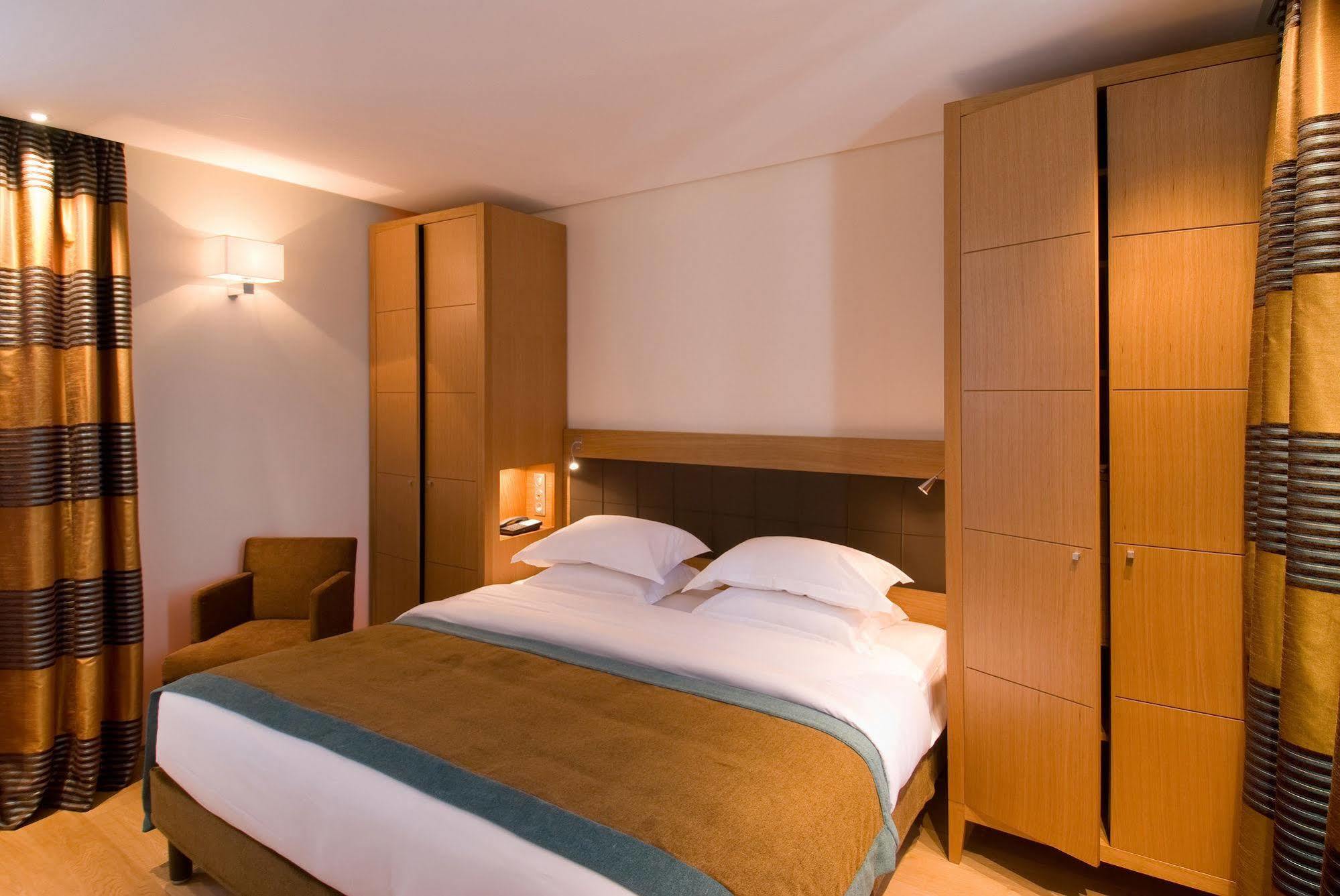Hotel Le Six Paříž Exteriér fotografie
